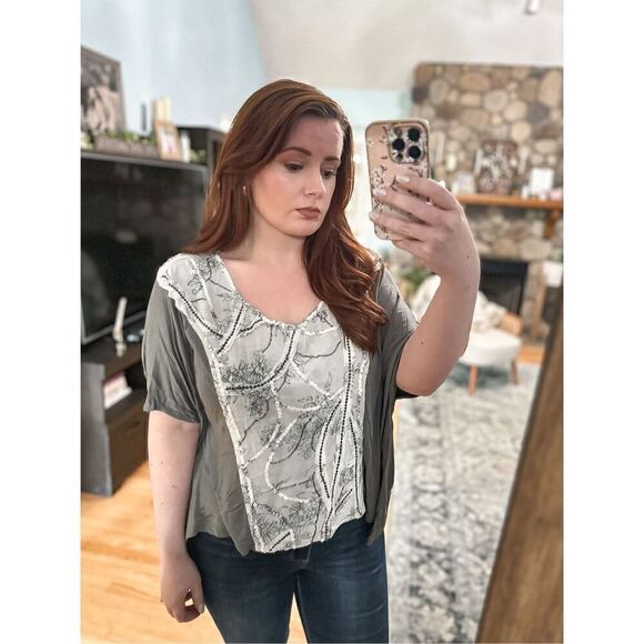 Anthropologie Deletta top - Picture 2 of 11